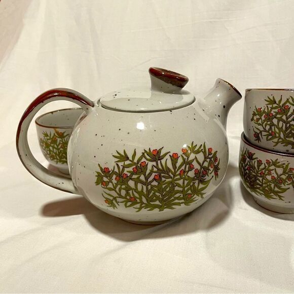 Takahashi vintage floral pattern gray speckled stoneware tea pot with 4 teacups - Picture 3 of 16